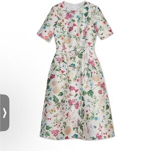 Selling this dressed never used. Still has the price tags hanging! (Never worn!)